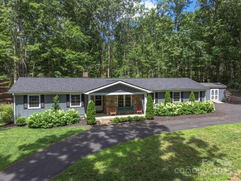 22 Glen Cove Road Arden NC 28704