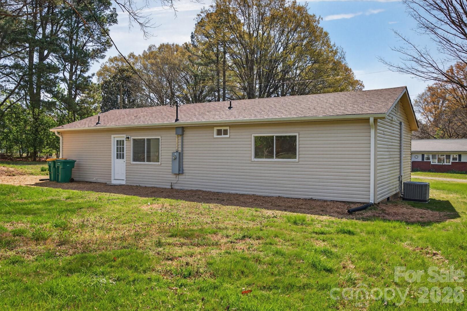 2016 Bryant Street Madison NC 27025