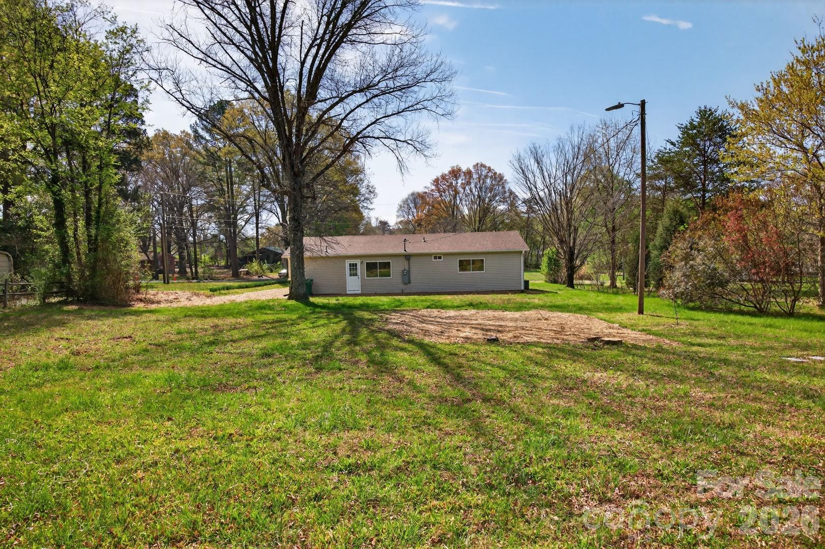 2016 Bryant Street Madison NC 27025