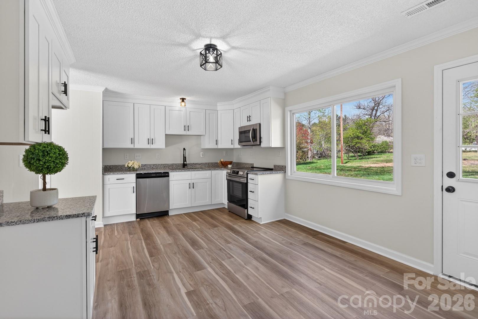 2016 Bryant Street Madison NC 27025