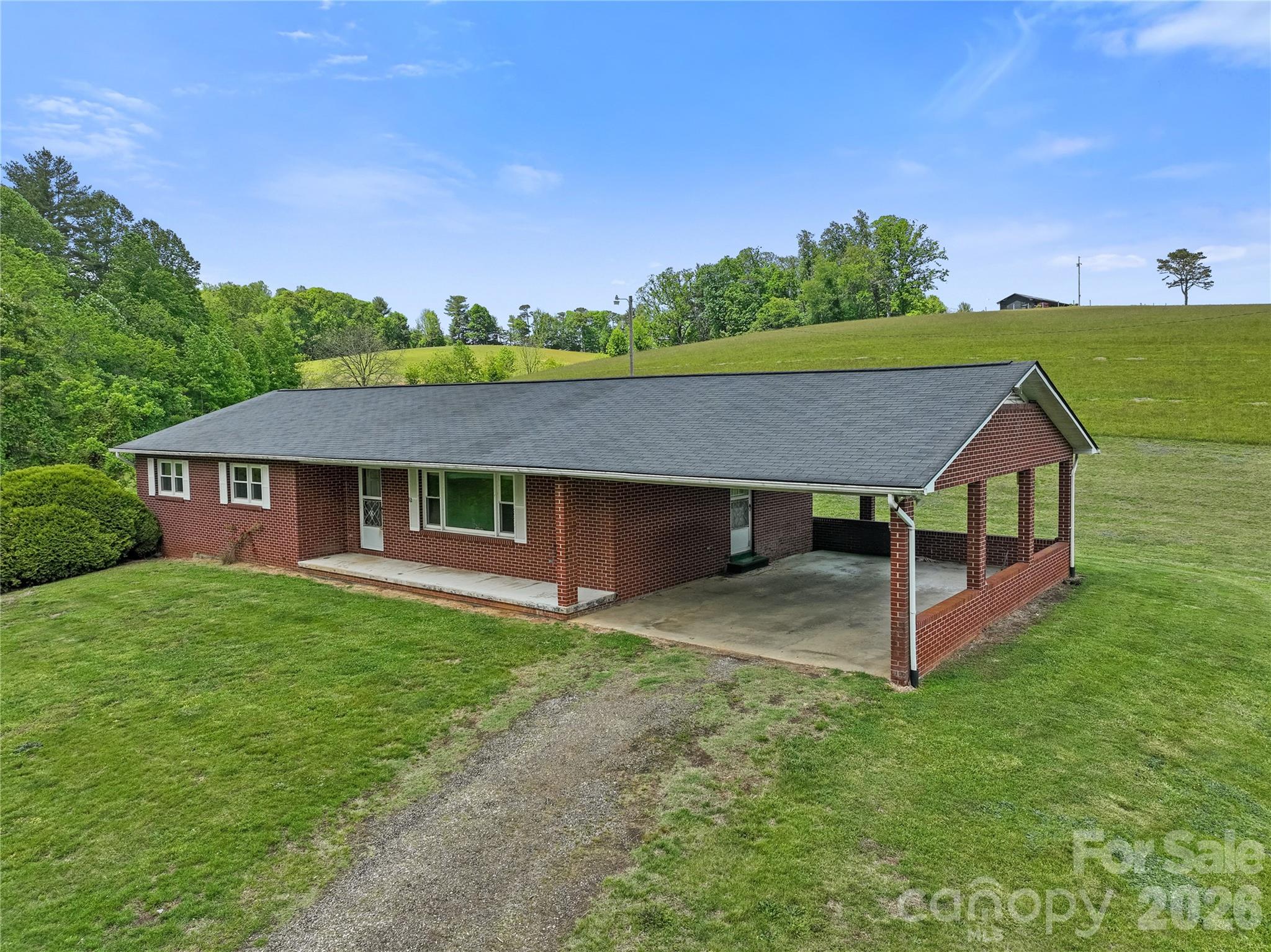 52 Will Smith Lane Leicester NC 28748