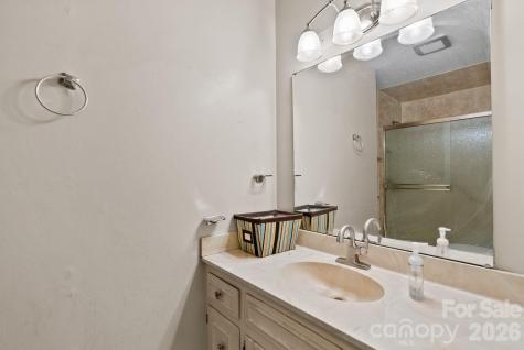 52 Will Smith Lane Leicester NC 28748