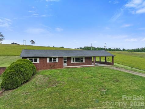 52 Will Smith Lane Leicester NC 28748