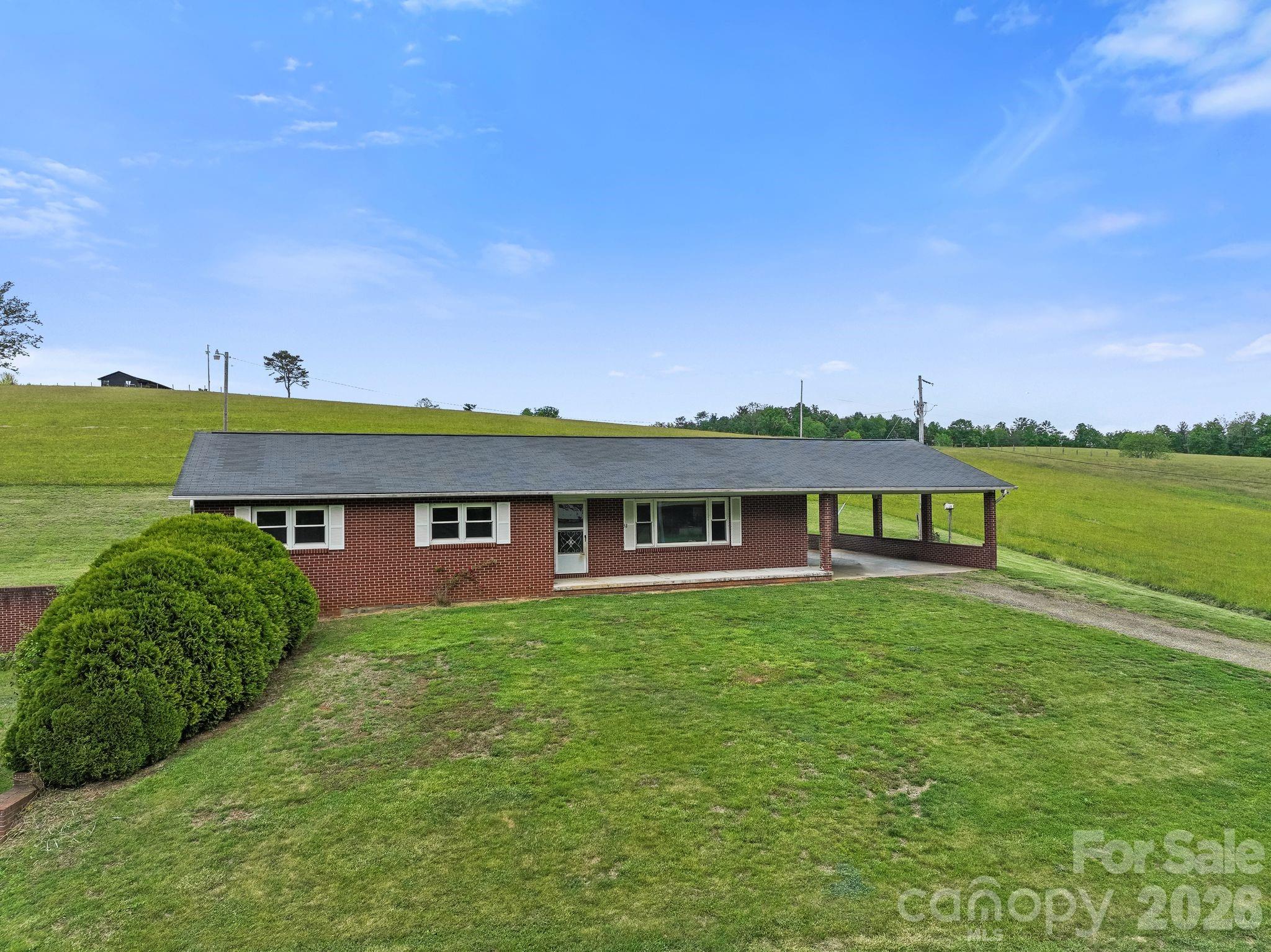 52 Will Smith Lane Leicester NC 28748