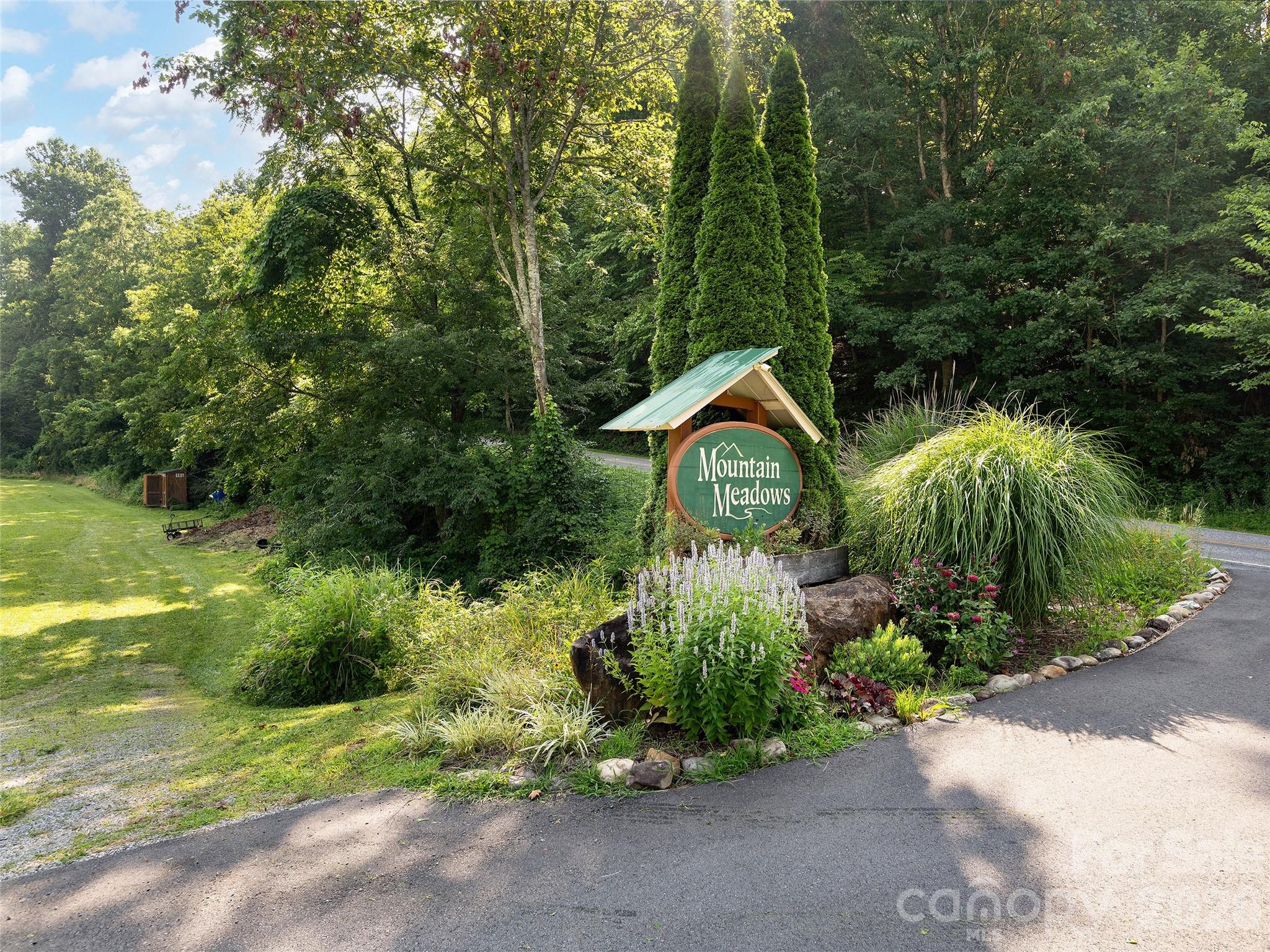184 Sandys Home Place Mars Hill NC 28754