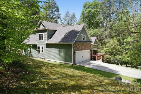 280 Bear River Lodge Trail Marshall NC 28753