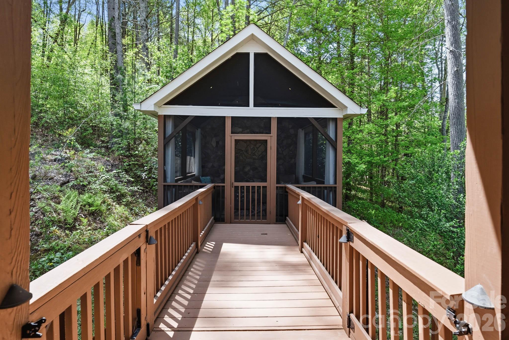 280 Bear River Lodge Trail Marshall NC 28753