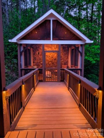 280 Bear River Lodge Trail Marshall NC 28753