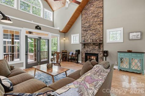 280 Bear River Lodge Trail Marshall NC 28753