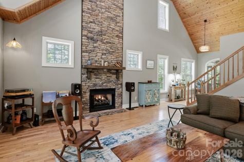 280 Bear River Lodge Trail Marshall NC 28753