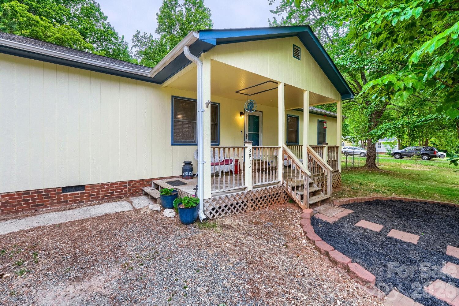 3917 Lake Road Charlotte NC 28269