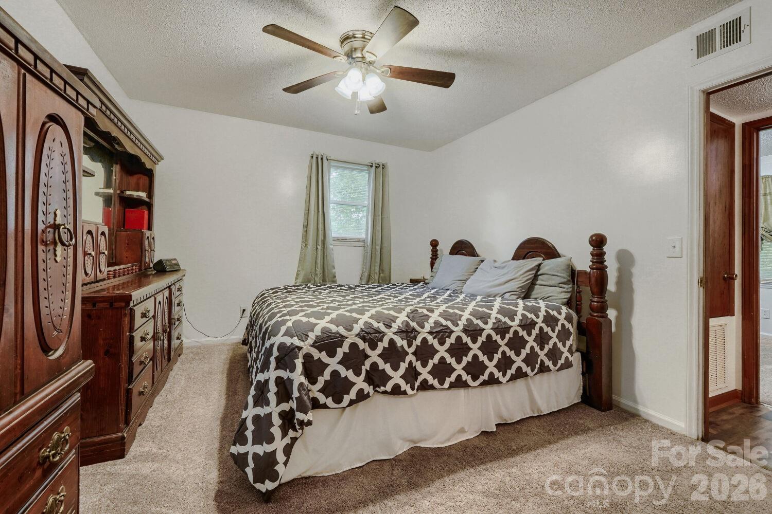 3917 Lake Road Charlotte NC 28269