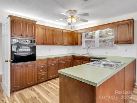 930 Scenic Circle Waynesville NC 28786