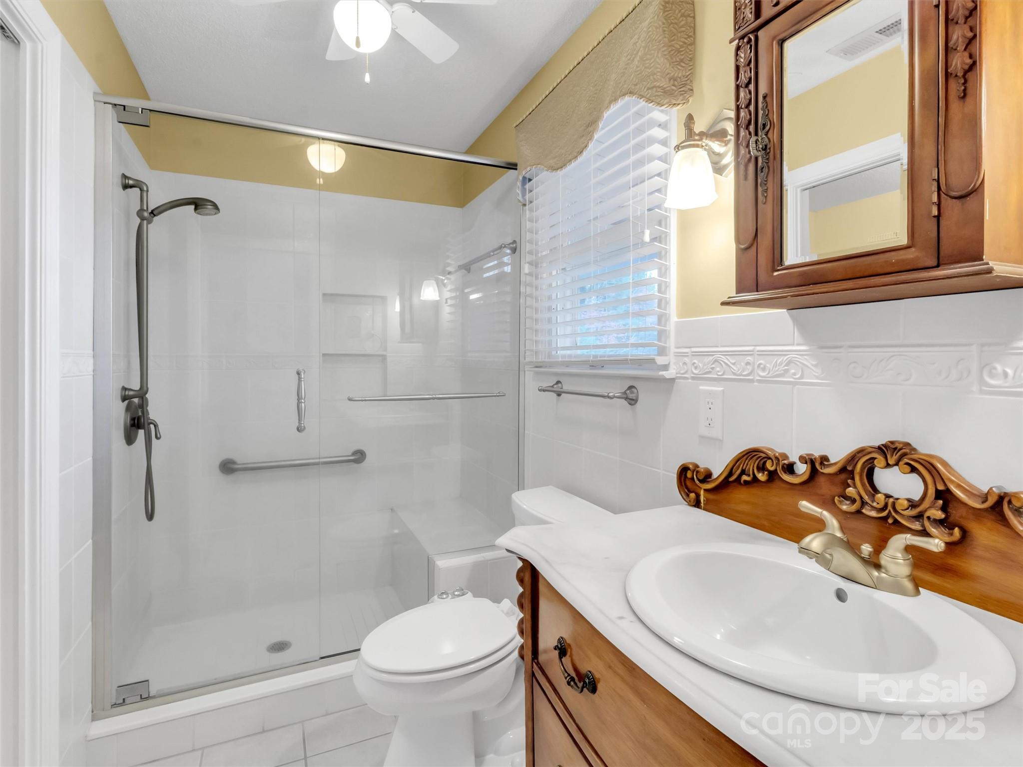930 Scenic Circle Waynesville NC 28786
