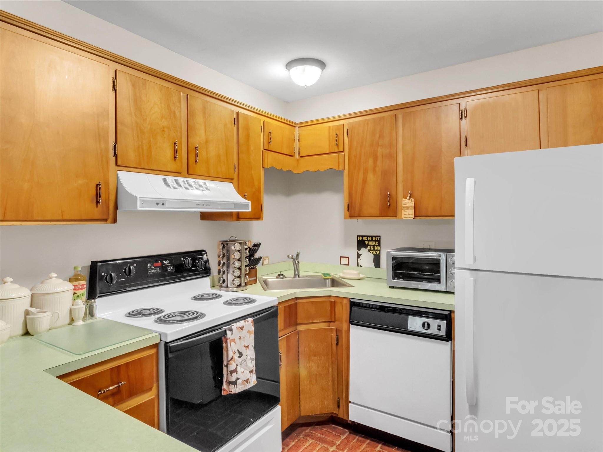 930 Scenic Circle Waynesville NC 28786