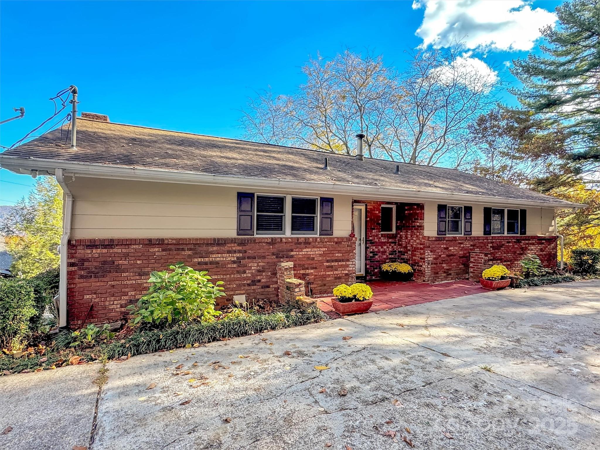 930 Scenic Circle Waynesville NC 28786