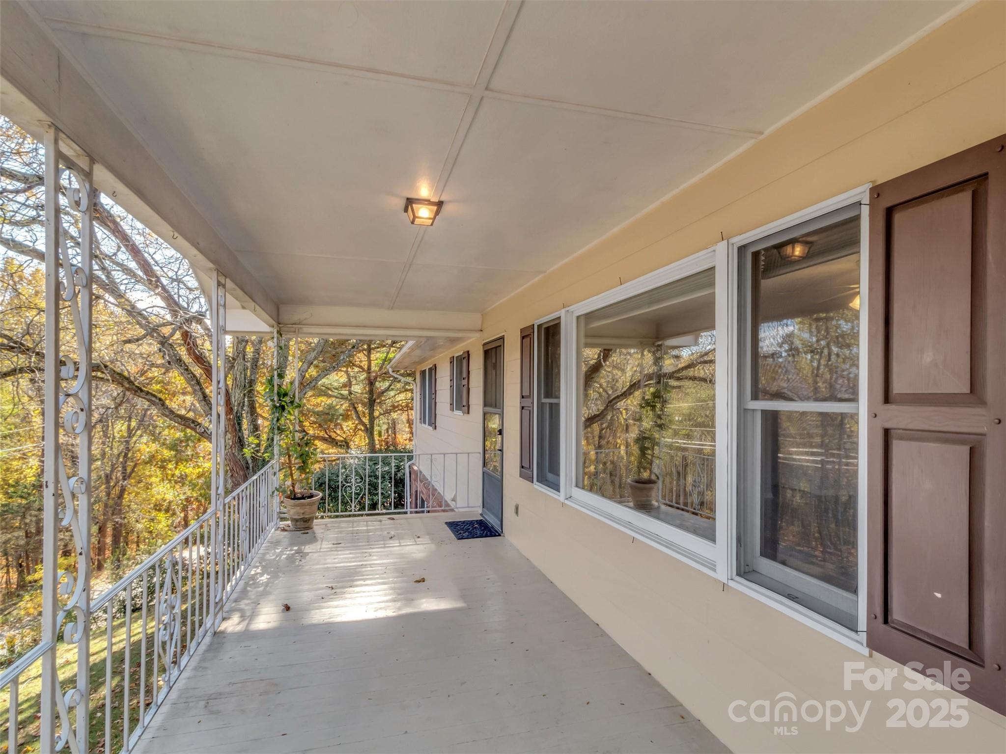 930 Scenic Circle Waynesville NC 28786