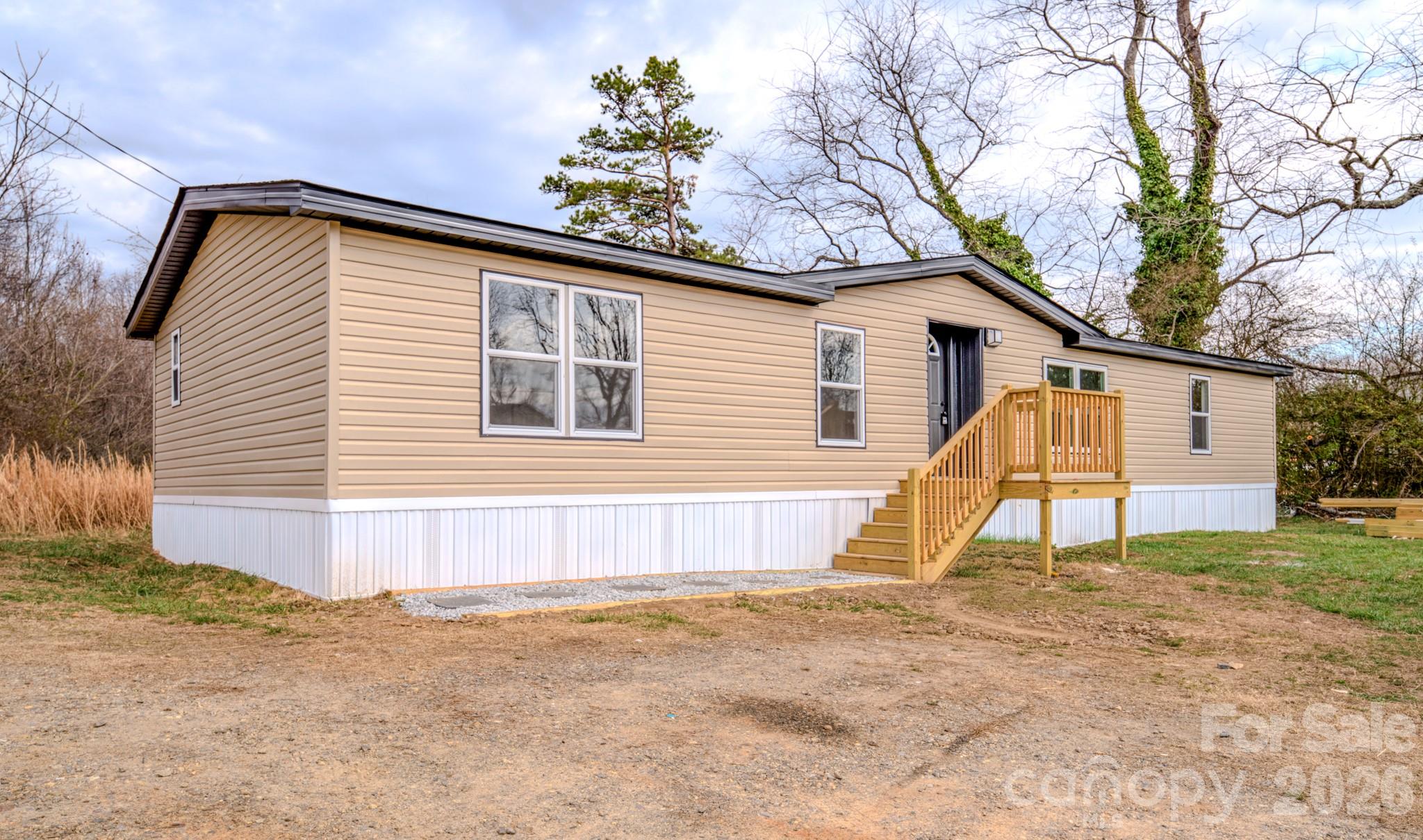 8 Teal Lane Candler NC 28715