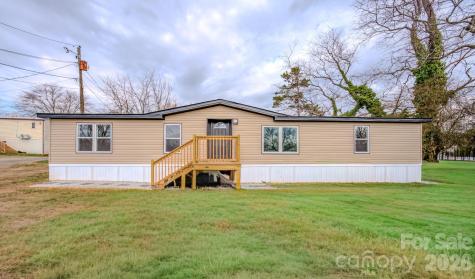 8 Teal Lane Candler NC 28715