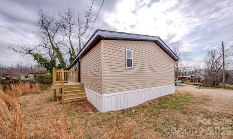 8 Teal Lane Candler NC 28715