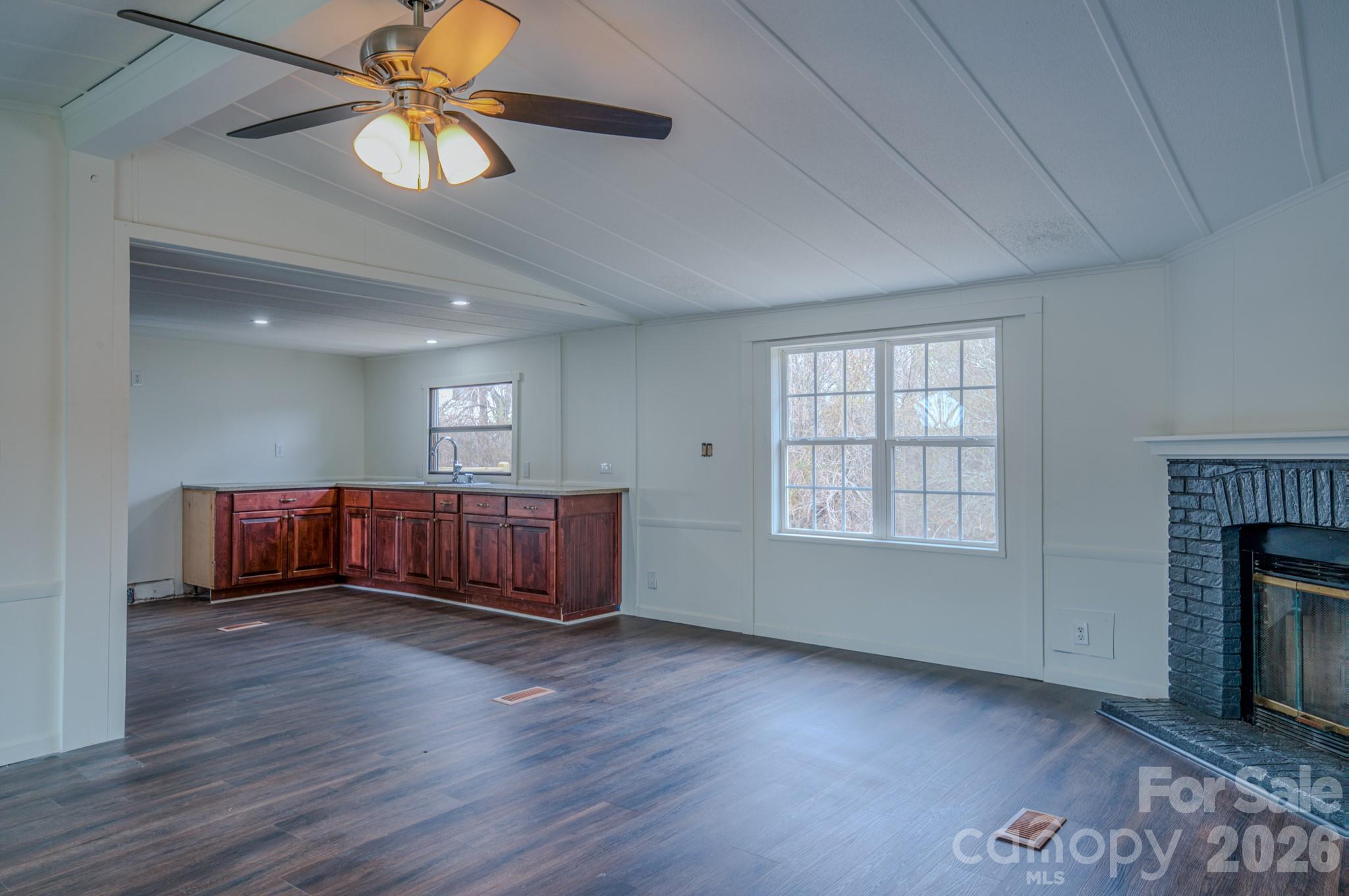 8 Teal Lane Candler NC 28715