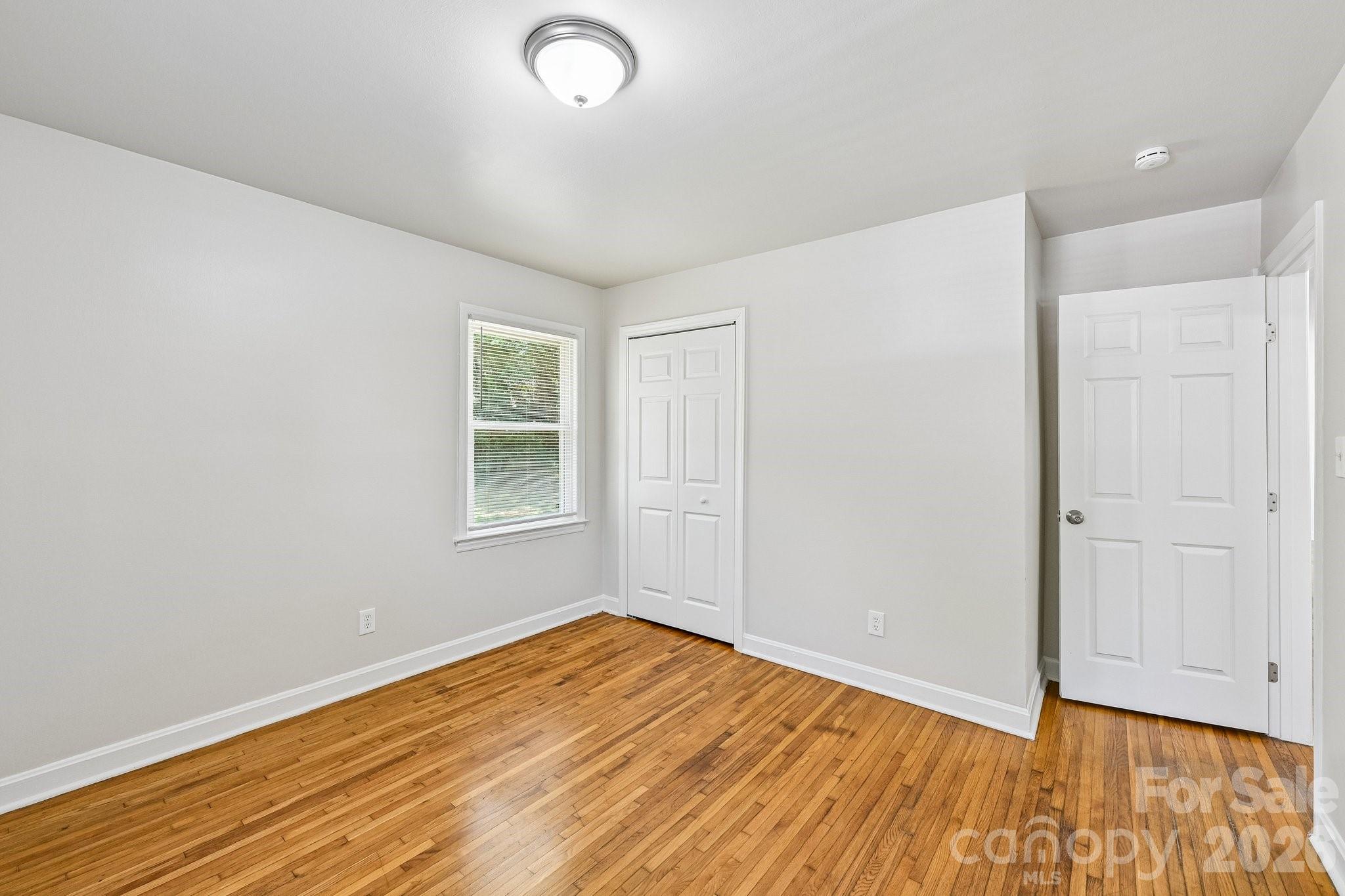 3935 Crestridge Drive Charlotte NC 28217