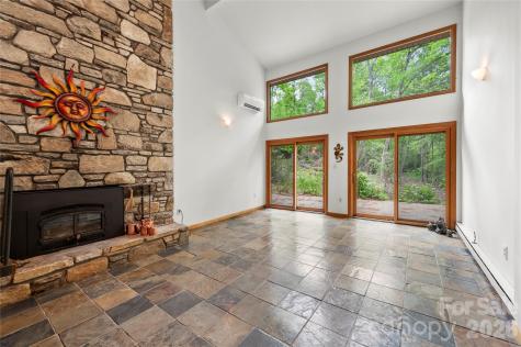 1483 Old Fort Road Fairview NC 28730