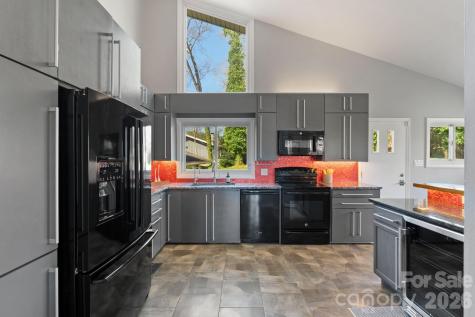 5313 Montevista Drive Greensboro NC 27407
