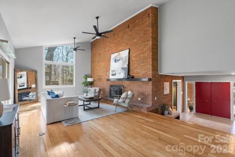 5313 Montevista Drive Greensboro NC 27407