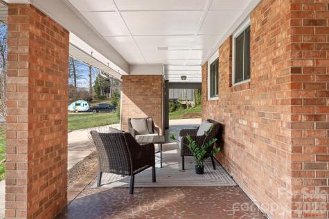 5313 Montevista Drive Greensboro NC 27407