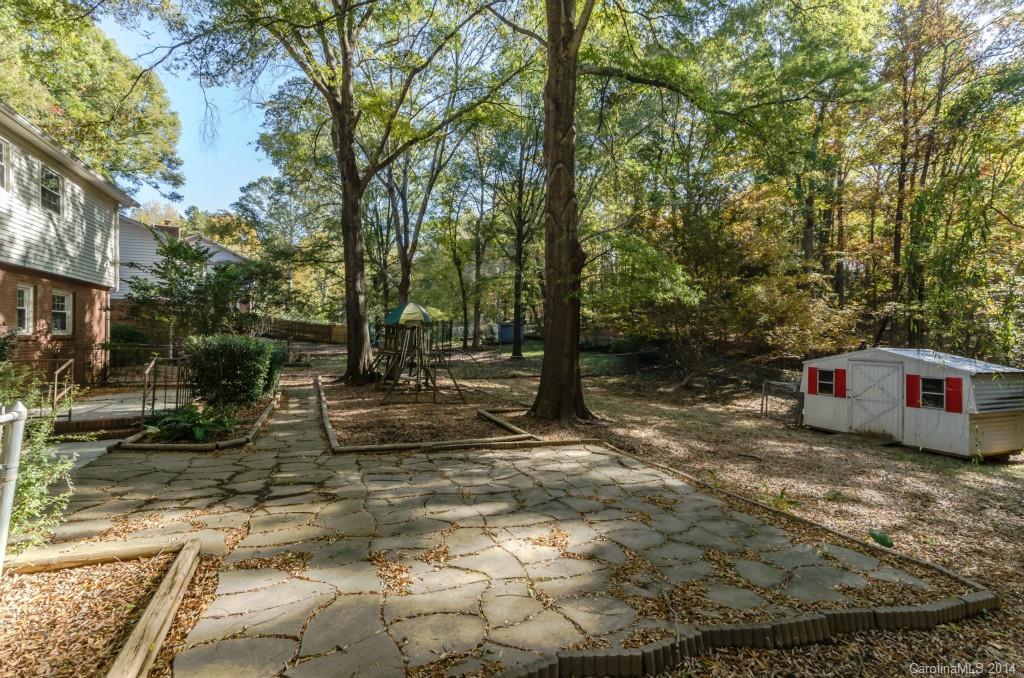 743 Pineborough Road Charlotte NC 28212
