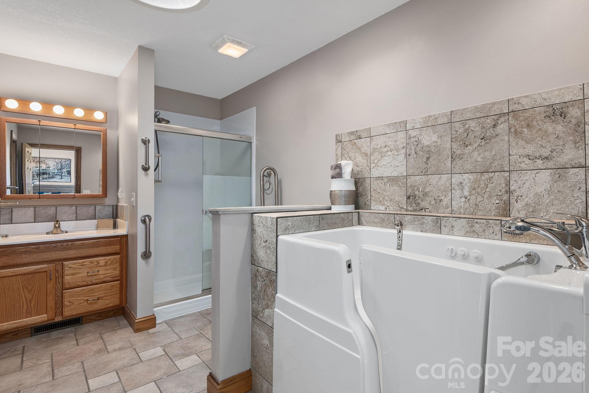 125 Buffalo Trail Asheville NC 28805