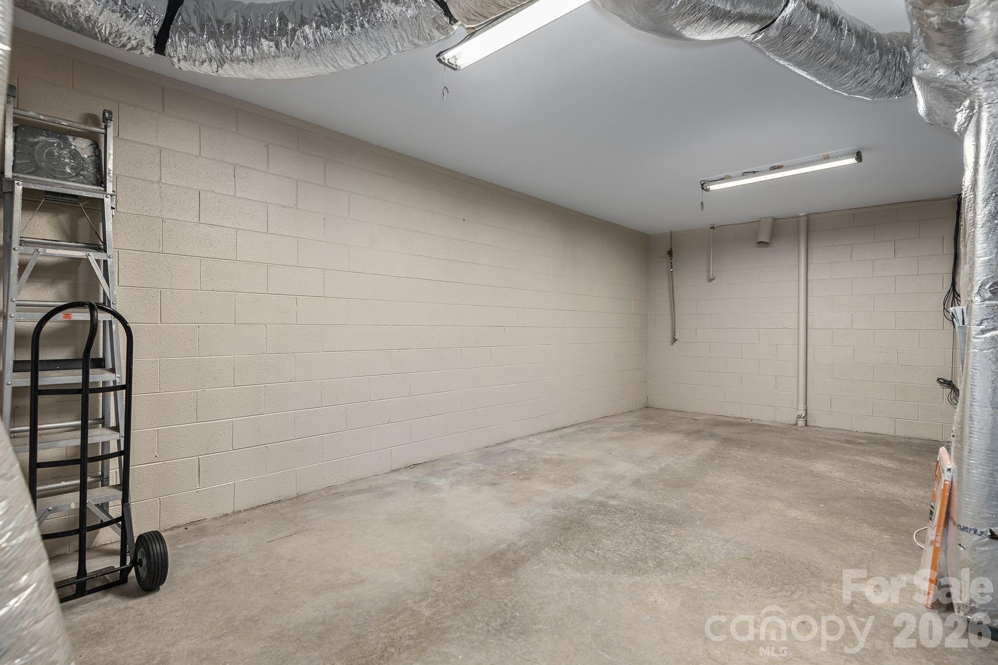 125 Buffalo Trail Asheville NC 28805