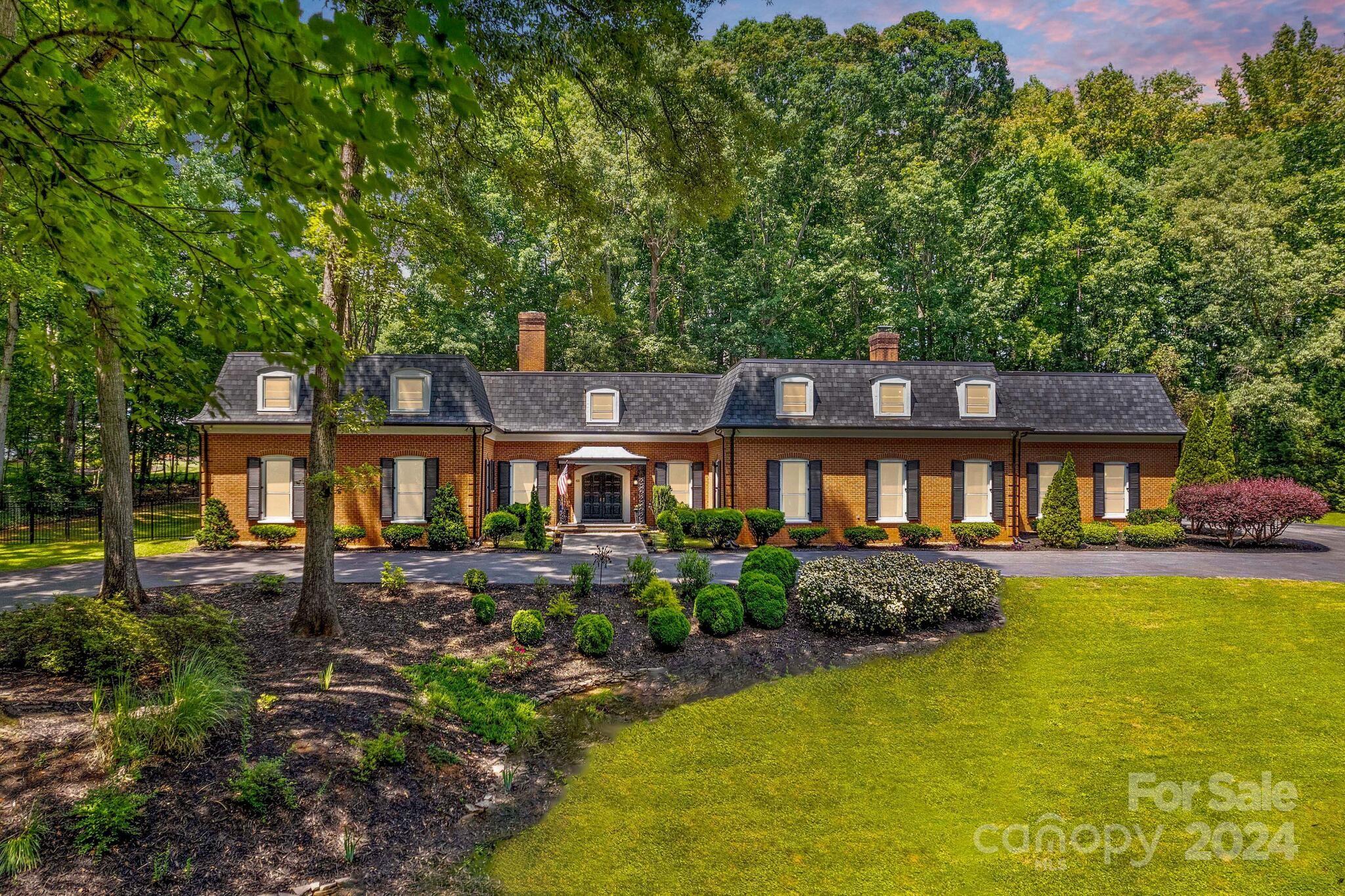 611 Indian Wells Circle Lexington NC 27295