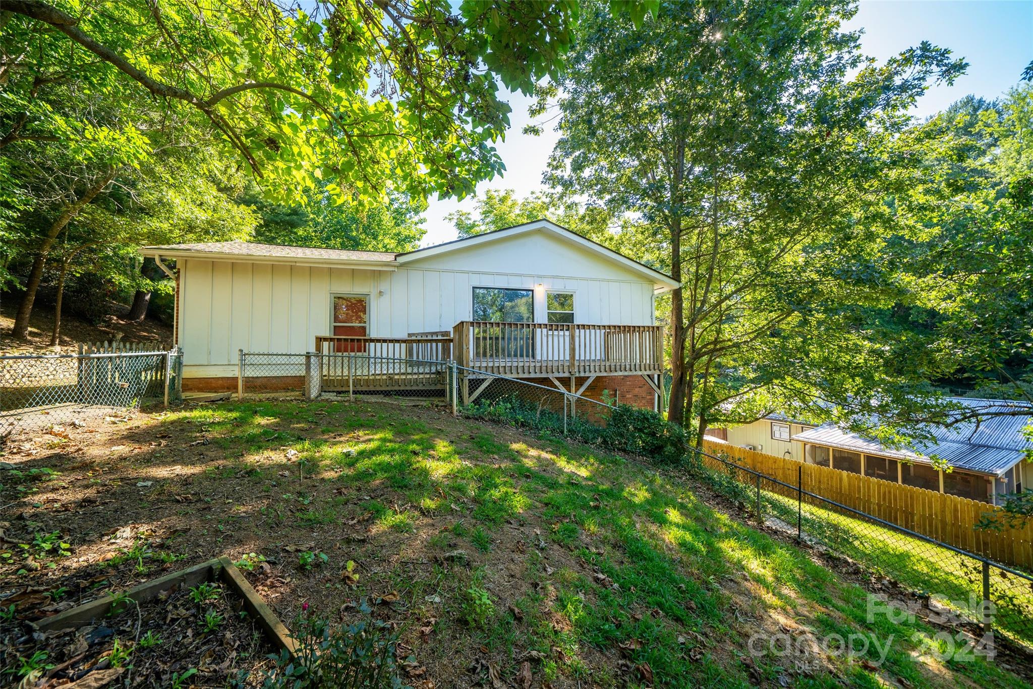 32 Brookcliff Drive Asheville NC 28804