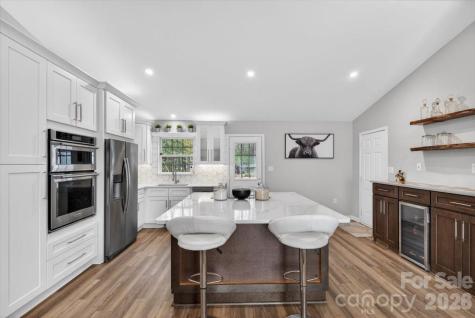 4563 Brave Avenue Maiden NC 28650