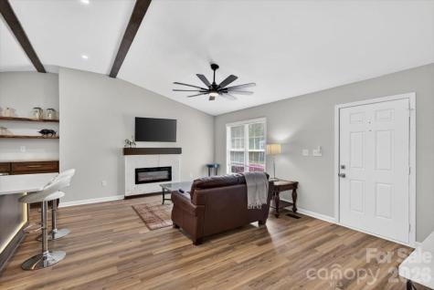 4563 Brave Avenue Maiden NC 28650