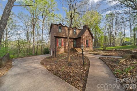 200 Maple Court Lexington NC 27295