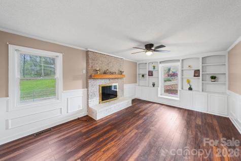 200 Maple Court Lexington NC 27295