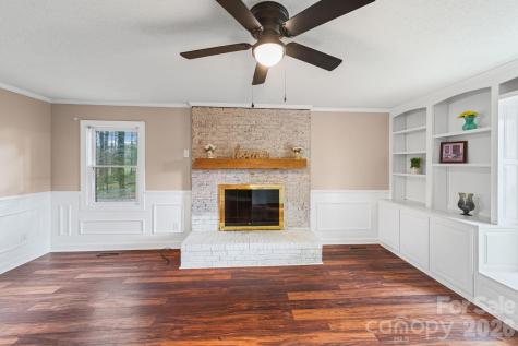200 Maple Court Lexington NC 27295