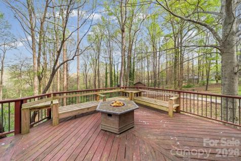 200 Maple Court Lexington NC 27295