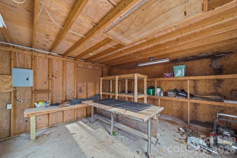 200 Maple Court Lexington NC 27295
