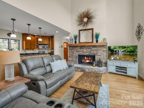 105 Tryon Bay Circle Lake Lure NC 28746