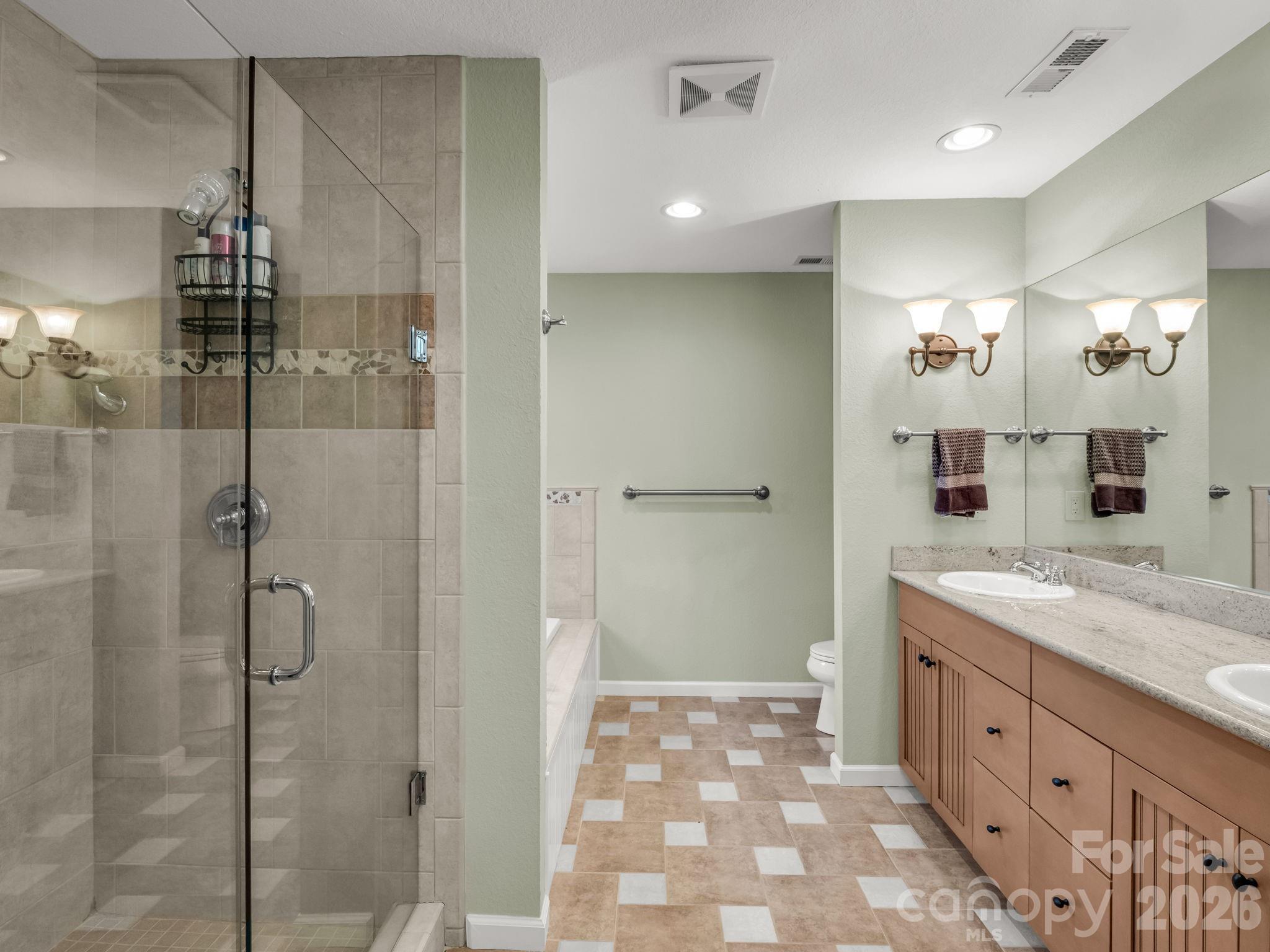 105 Tryon Bay Circle Lake Lure NC 28746