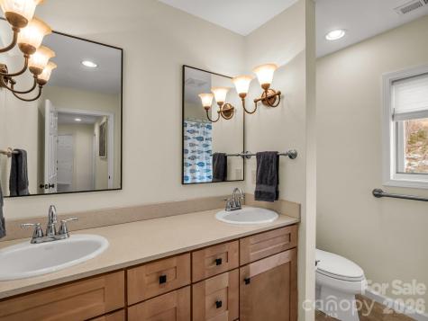 105 Tryon Bay Circle Lake Lure NC 28746