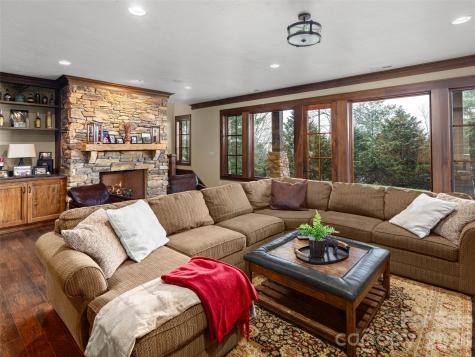 310 S Braeside Court Asheville NC 28803