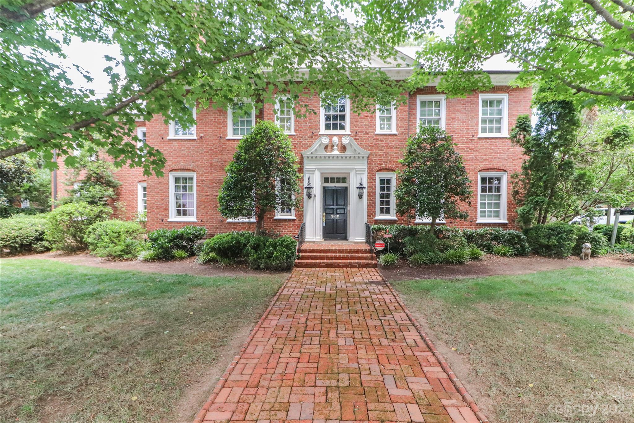 915 Sherwood Lane Statesville NC 28677