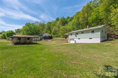 1140 Groundhog Road Canton NC 28716