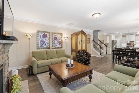 125 Annatto Way Tega Cay SC 29708