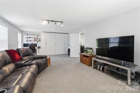 125 Annatto Way Tega Cay SC 29708